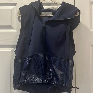 Navy blue Stella McCartney vest. Perfect condition.